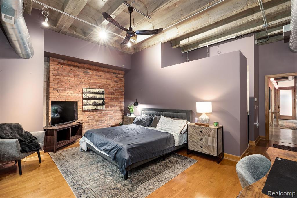 627 W Alexandrine Street # 8