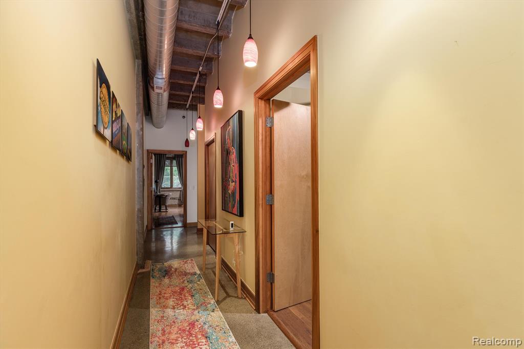 627 W Alexandrine Street # 8