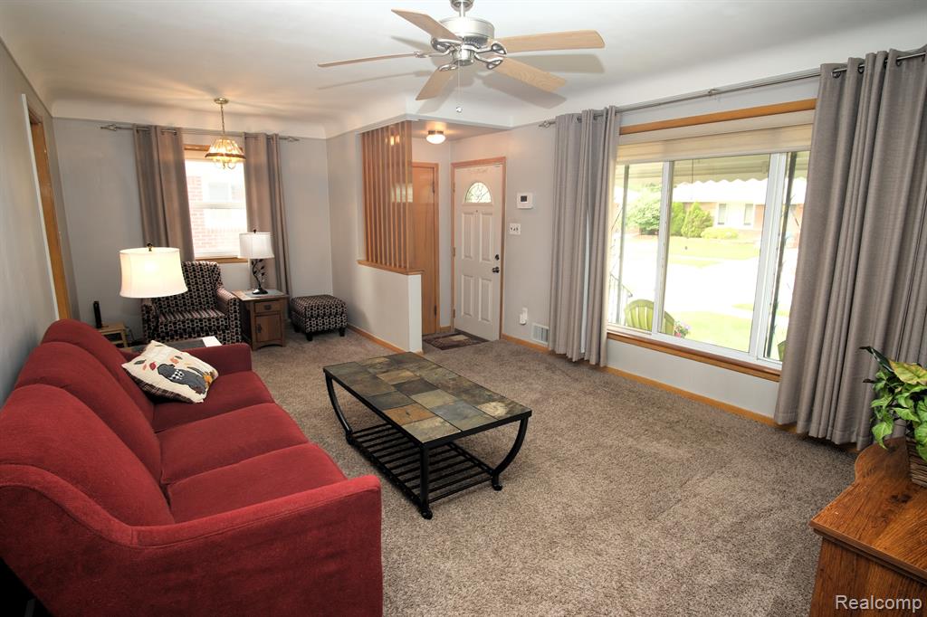 28116 Palmer Boulevard