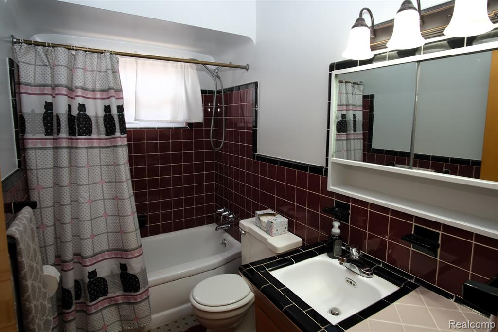 28116 Palmer Boulevard