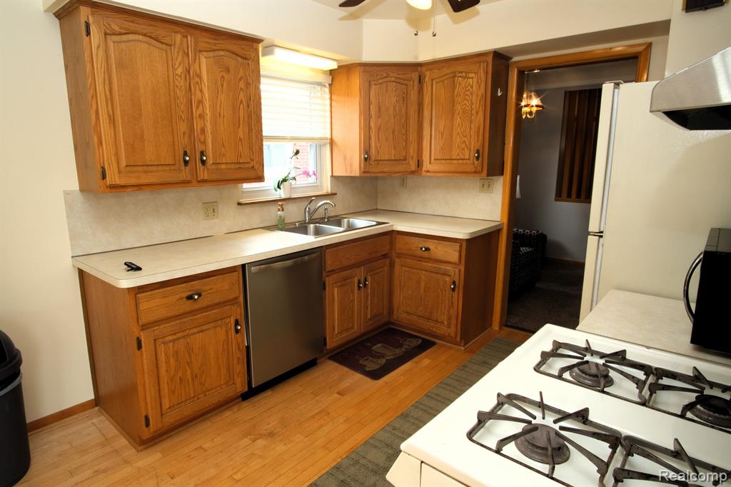 28116 Palmer Boulevard