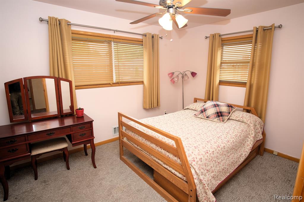 28116 Palmer Boulevard