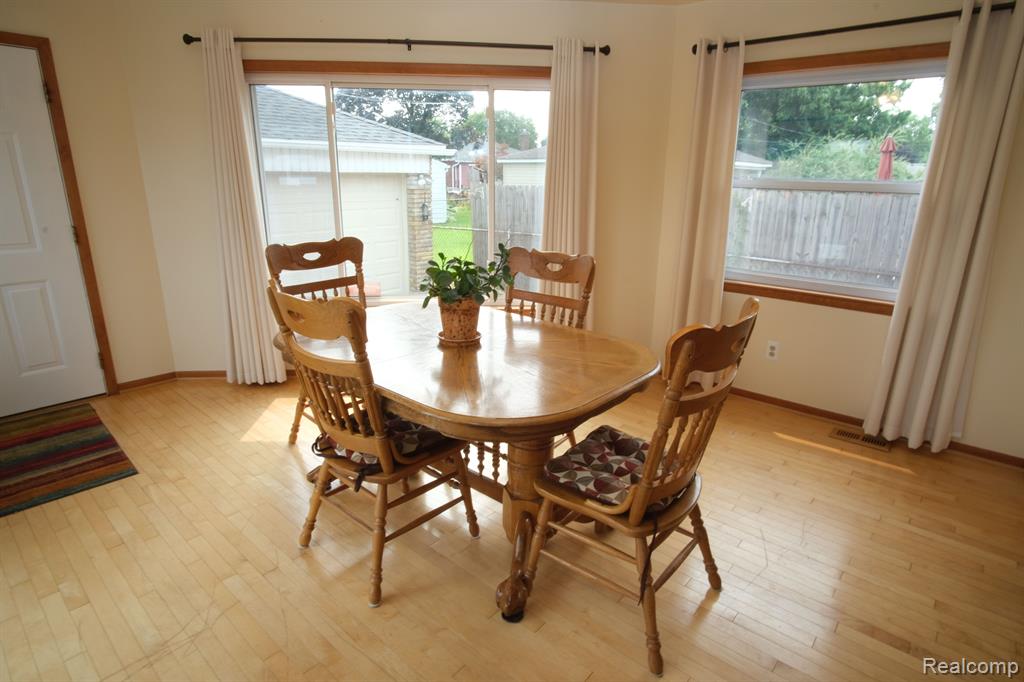 28116 Palmer Boulevard