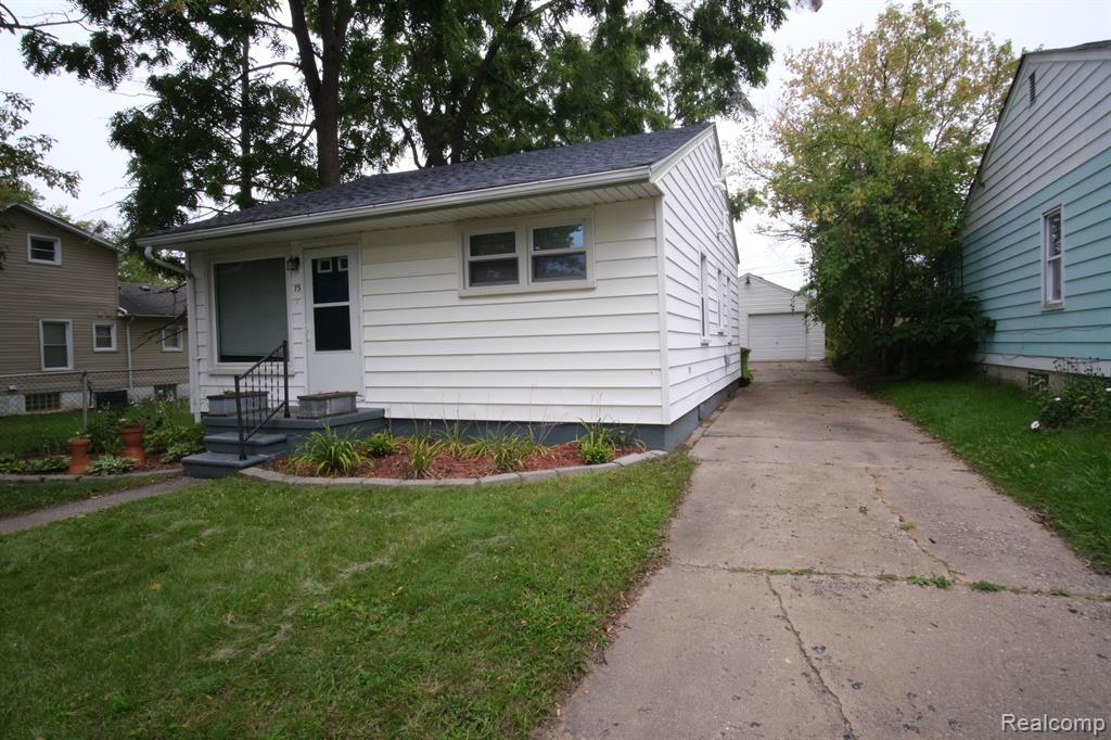 73 E Sheffield Avenue