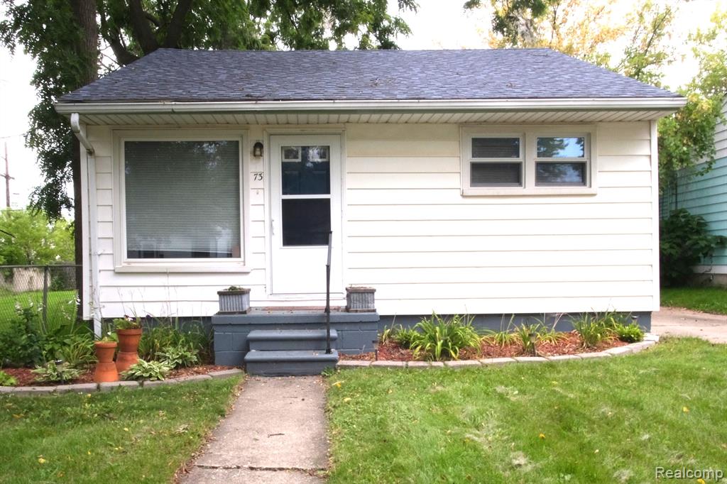 73 E Sheffield Avenue