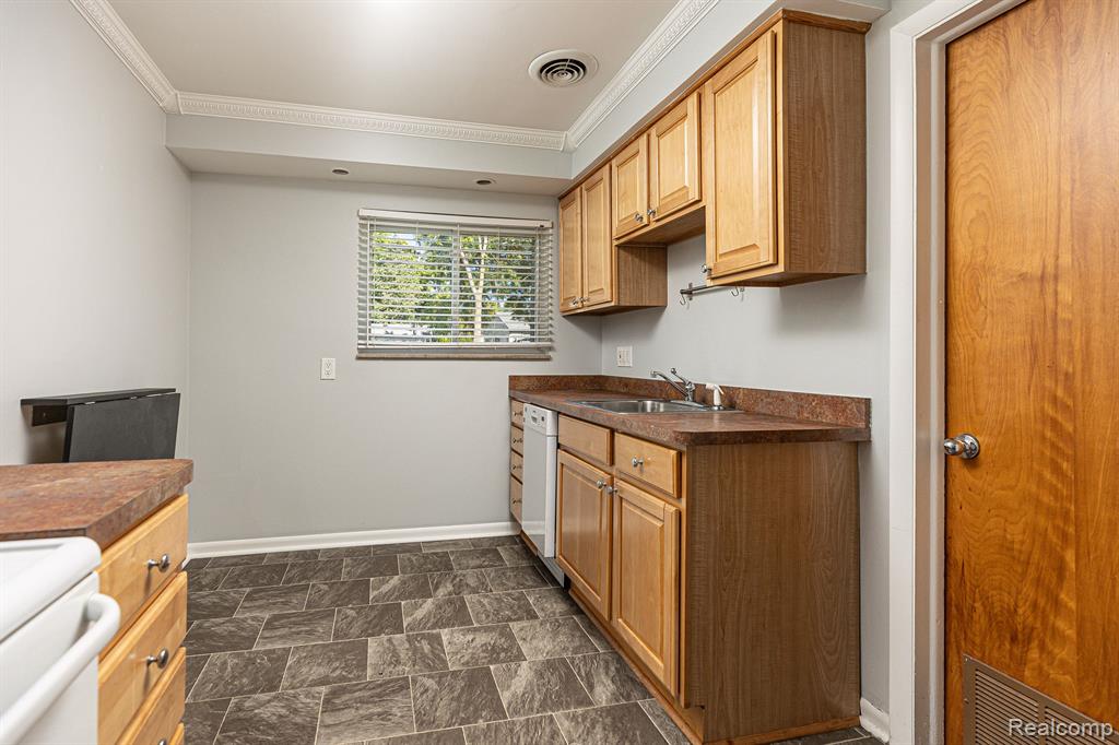 3800 Normandy Road # 6