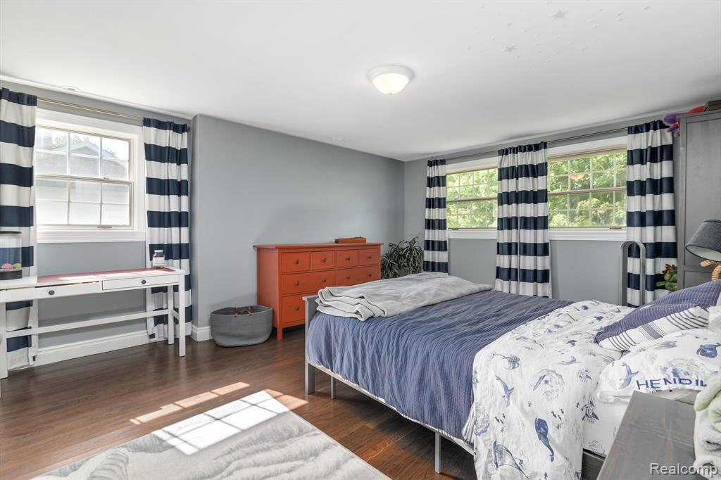 31961 Robinhood Drive