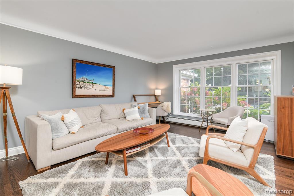 31961 Robinhood Drive