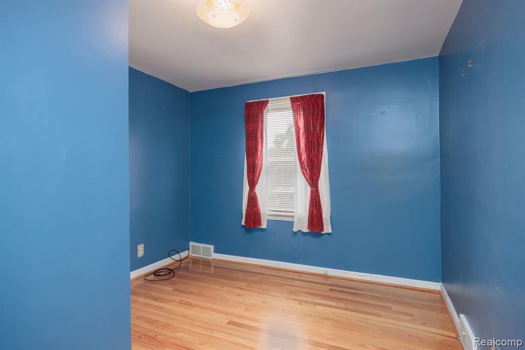 16636 Freeland Street