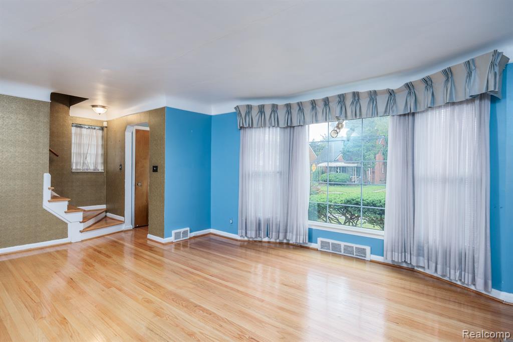 16636 Freeland Street