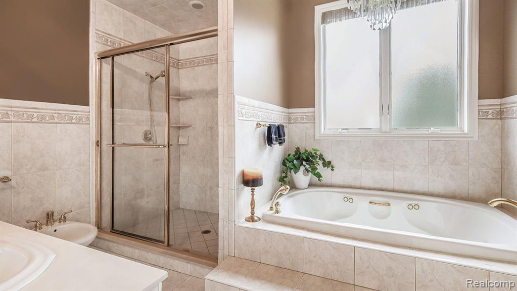 13453 Lakeview Drive