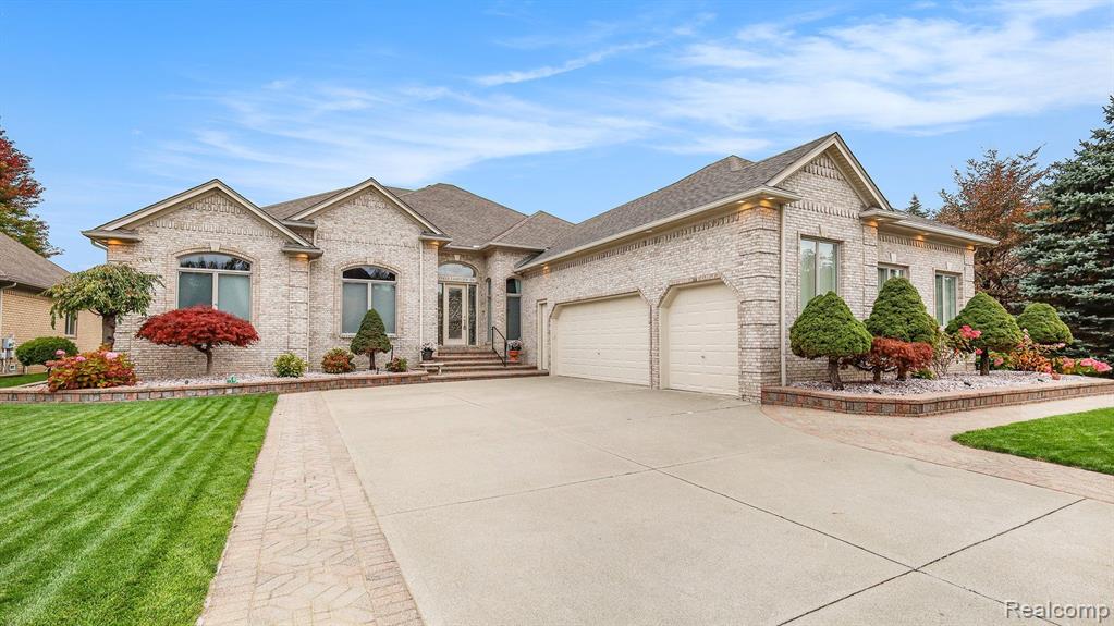 13453 Lakeview Drive