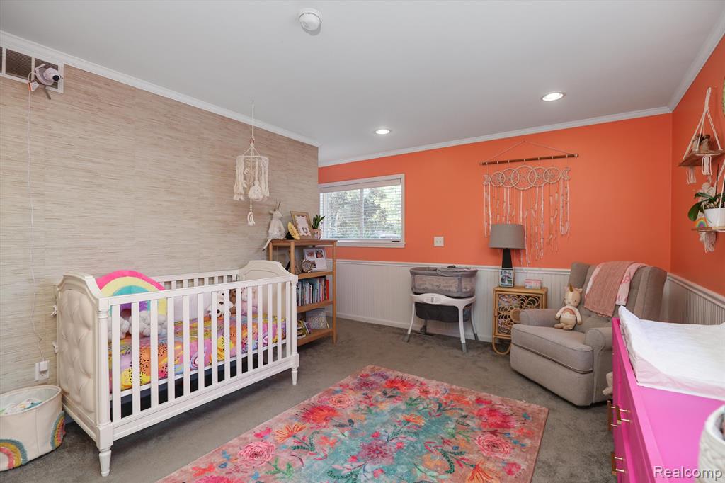 3895 Lakeview Boulevard