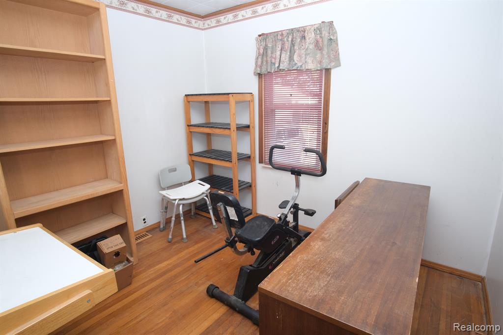 23835 Hazelwood Avenue