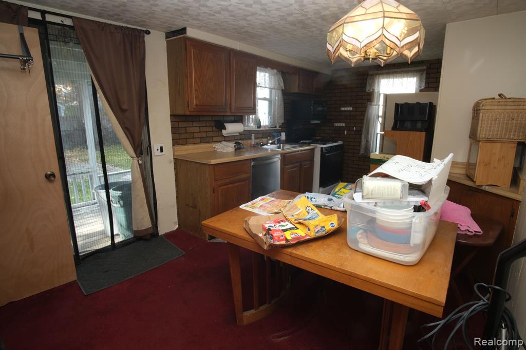 23835 Hazelwood Avenue