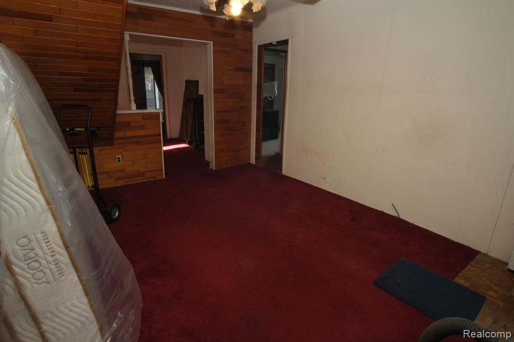 23835 Hazelwood Avenue