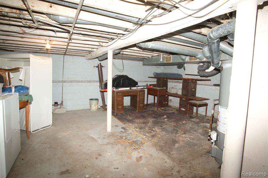 23835 Hazelwood Avenue