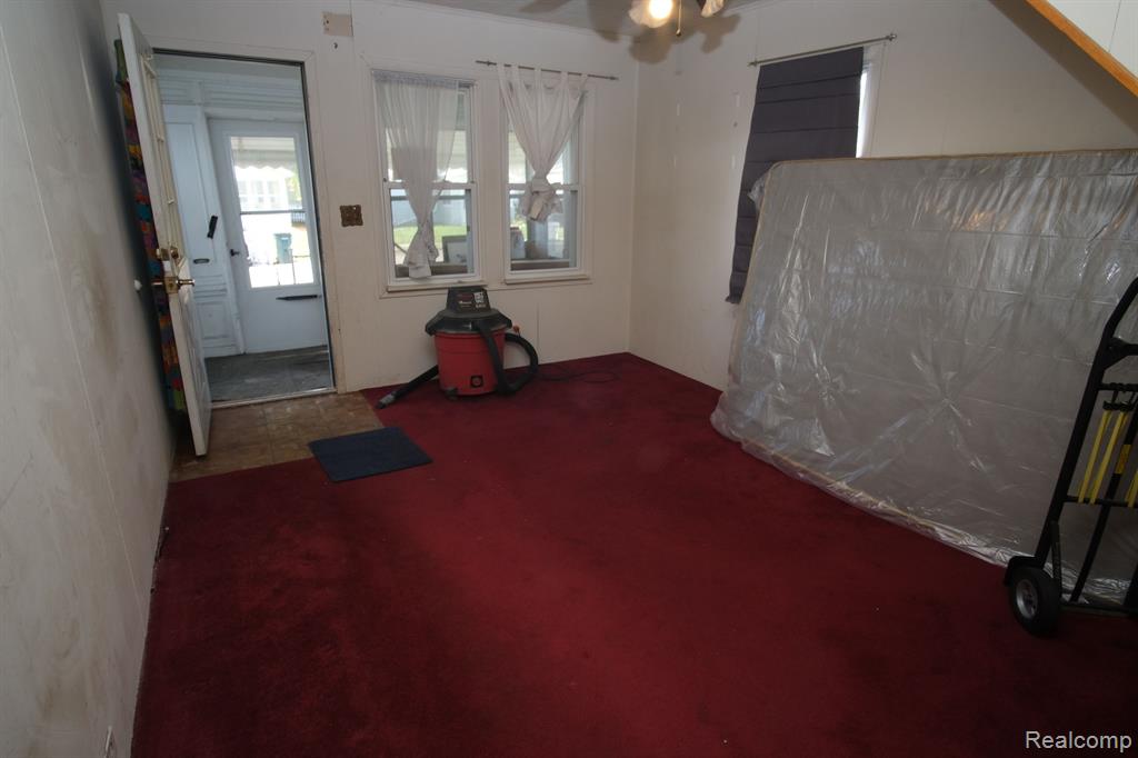 23835 Hazelwood Avenue