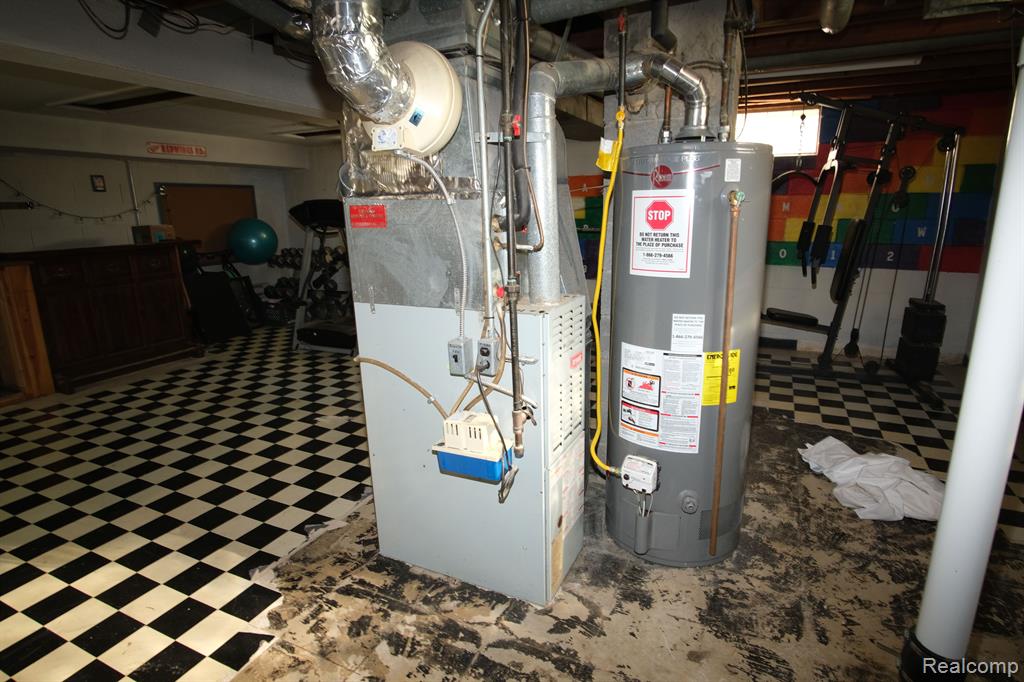 110 E Shevlin Avenue