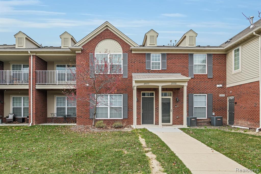 29785 Fox Run Circle