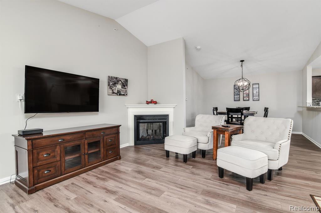 29785 Fox Run Circle