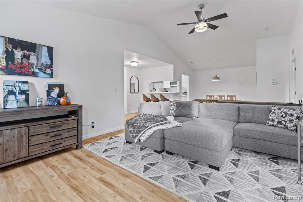 3593 Tremonte Circle