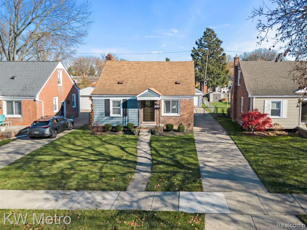 3128 N Ferris Avenue