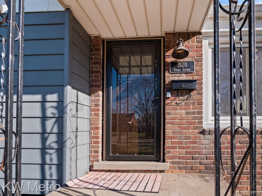 3128 N Ferris Avenue