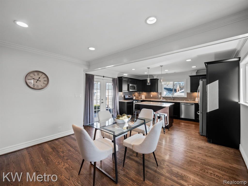 3128 N Ferris Avenue