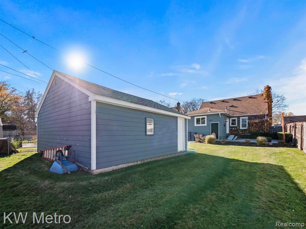 3128 N Ferris Avenue