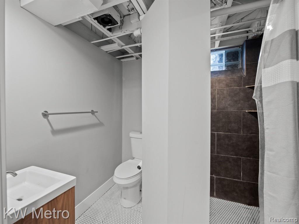 3128 N Ferris Avenue