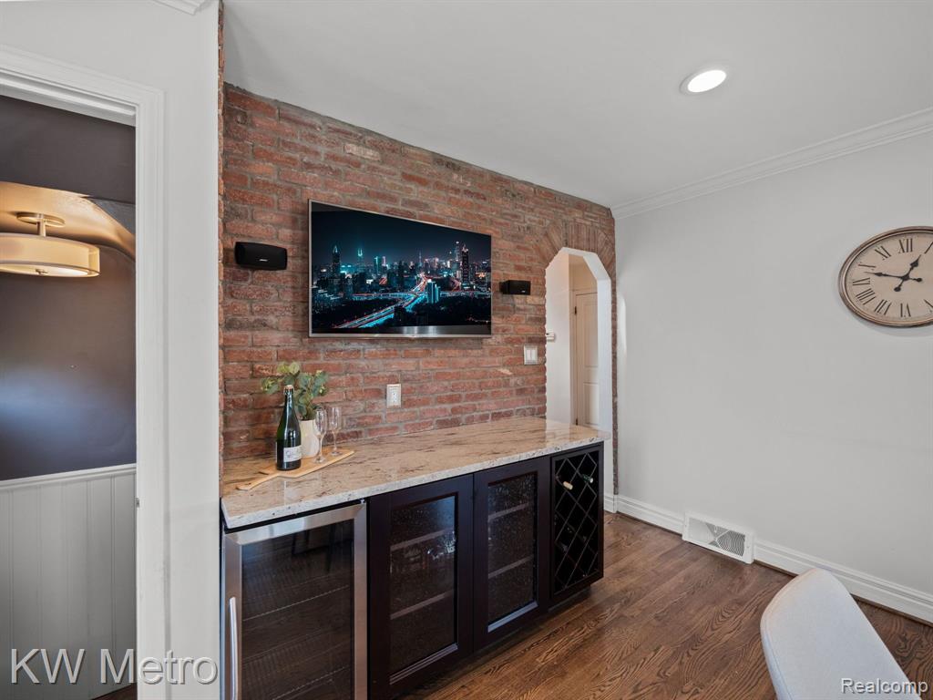 3128 N Ferris Avenue