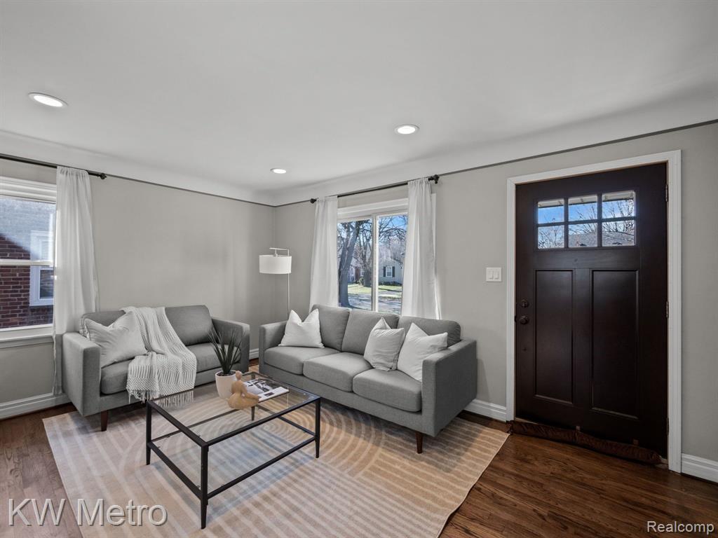 3128 N Ferris Avenue