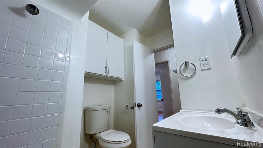 20656 Kingsville Street