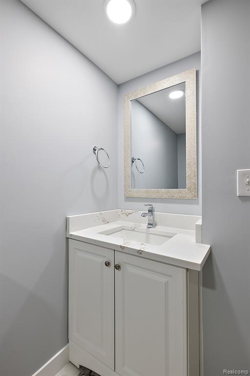 2170 Stratford Drive