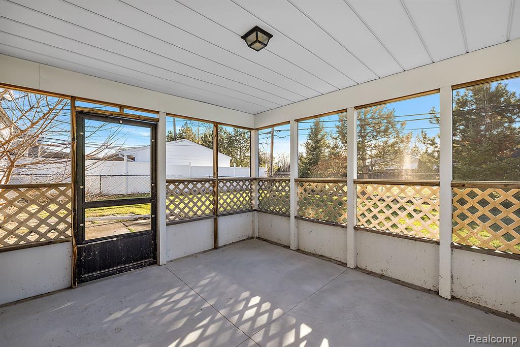 2170 Stratford Drive