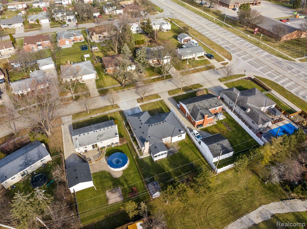 2170 Stratford Drive