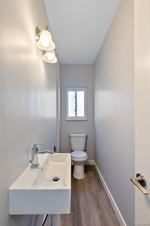 2170 Stratford Drive