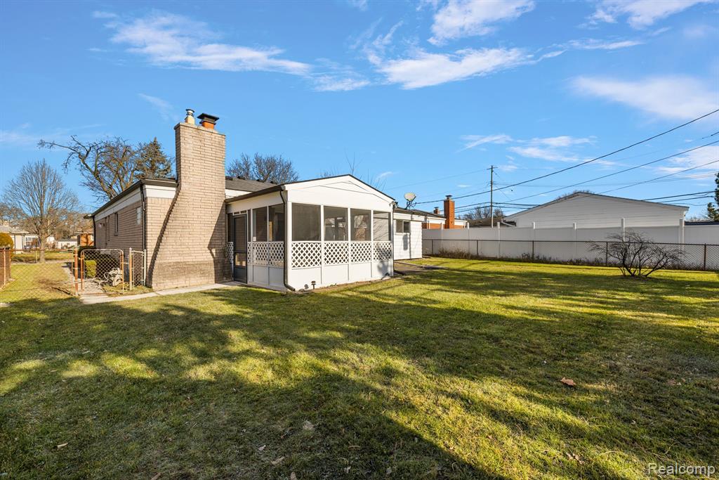 2170 Stratford Drive