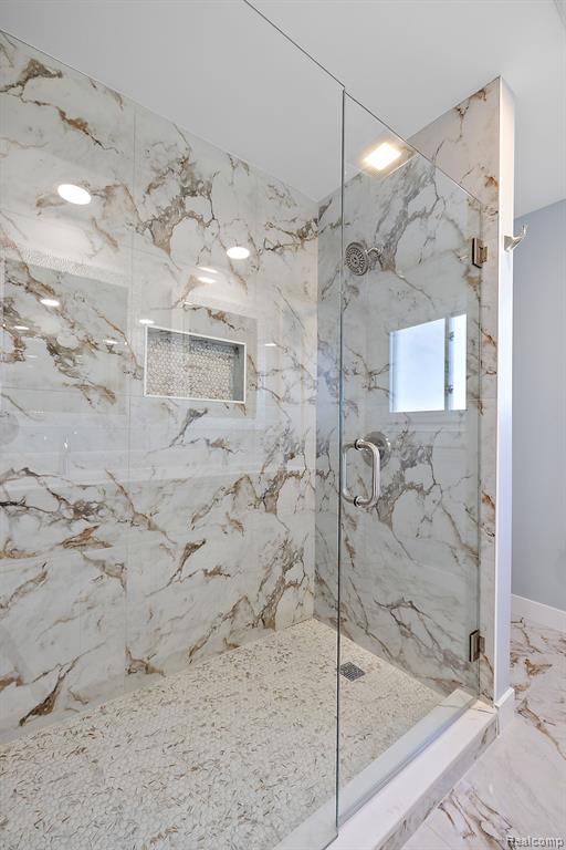 2170 Stratford Drive