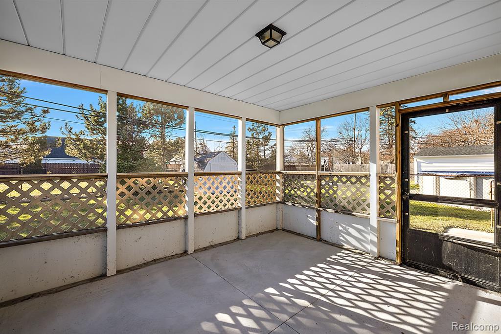 2170 Stratford Drive