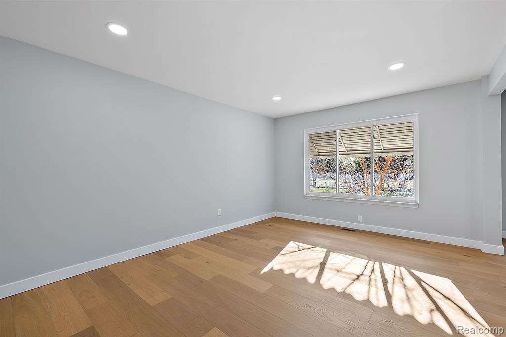 2170 Stratford Drive