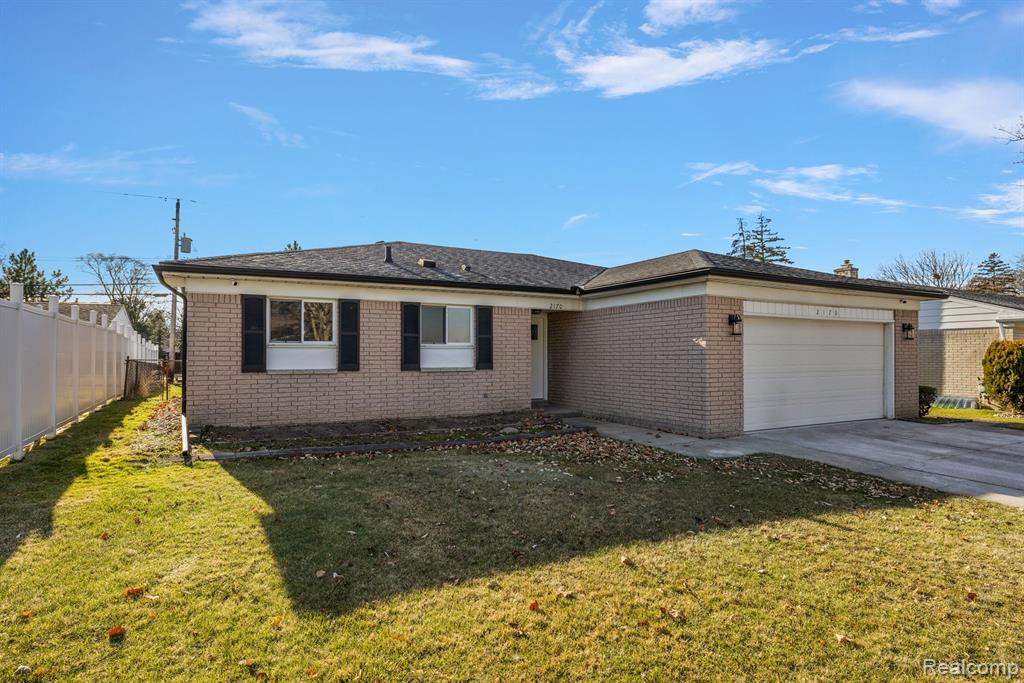 2170 Stratford Drive