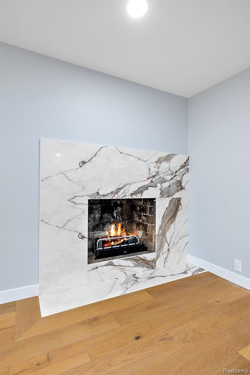 2170 Stratford Drive