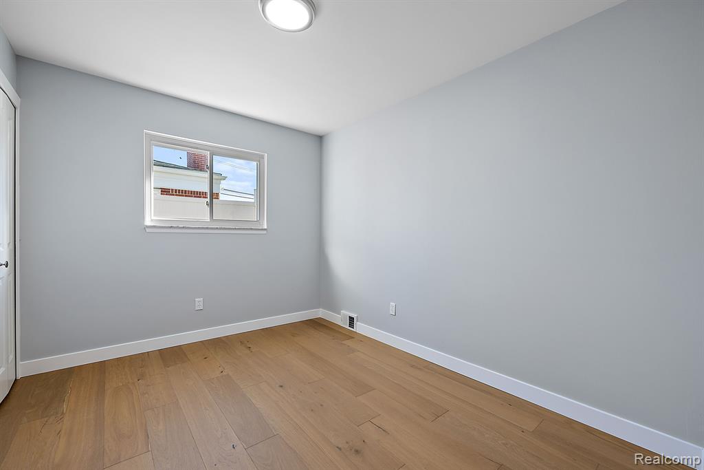 2170 Stratford Drive