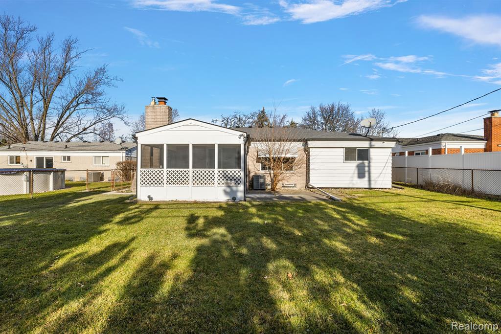 2170 Stratford Drive