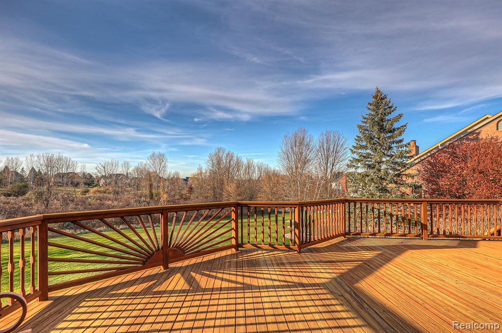 3890 Mountain Laurel Boulevard