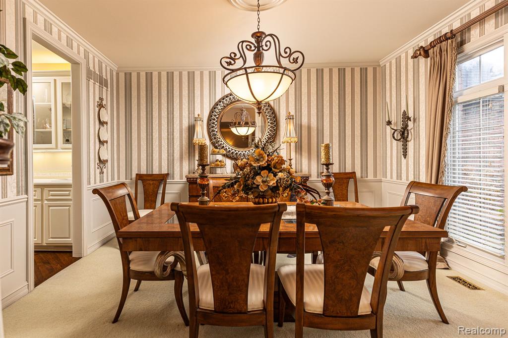 3890 Mountain Laurel Boulevard