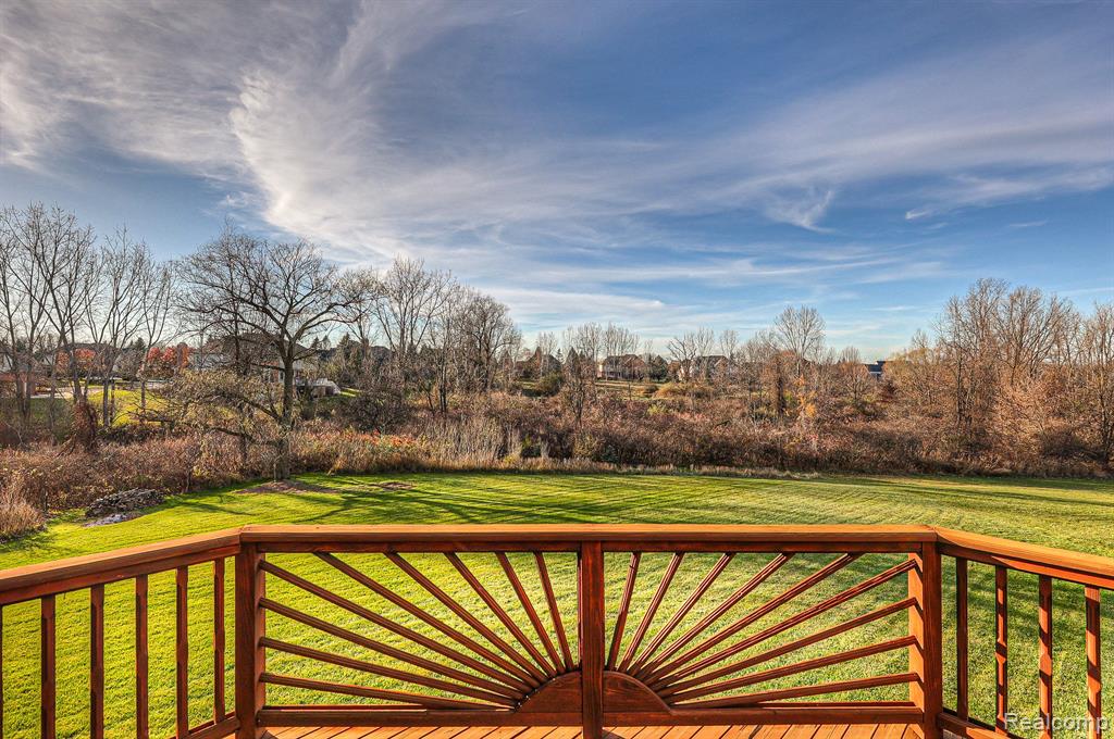 3890 Mountain Laurel Boulevard