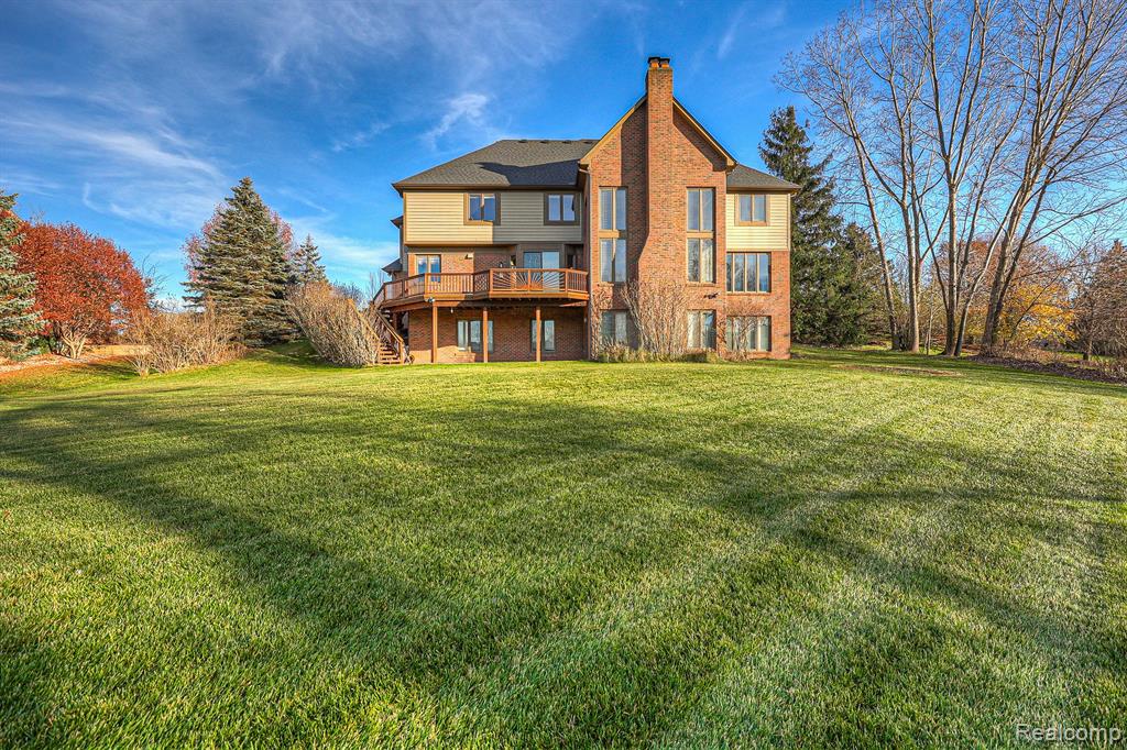 3890 Mountain Laurel Boulevard